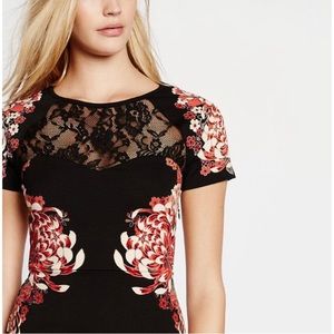 👗Beautiful Express Floral Fitted Dress
